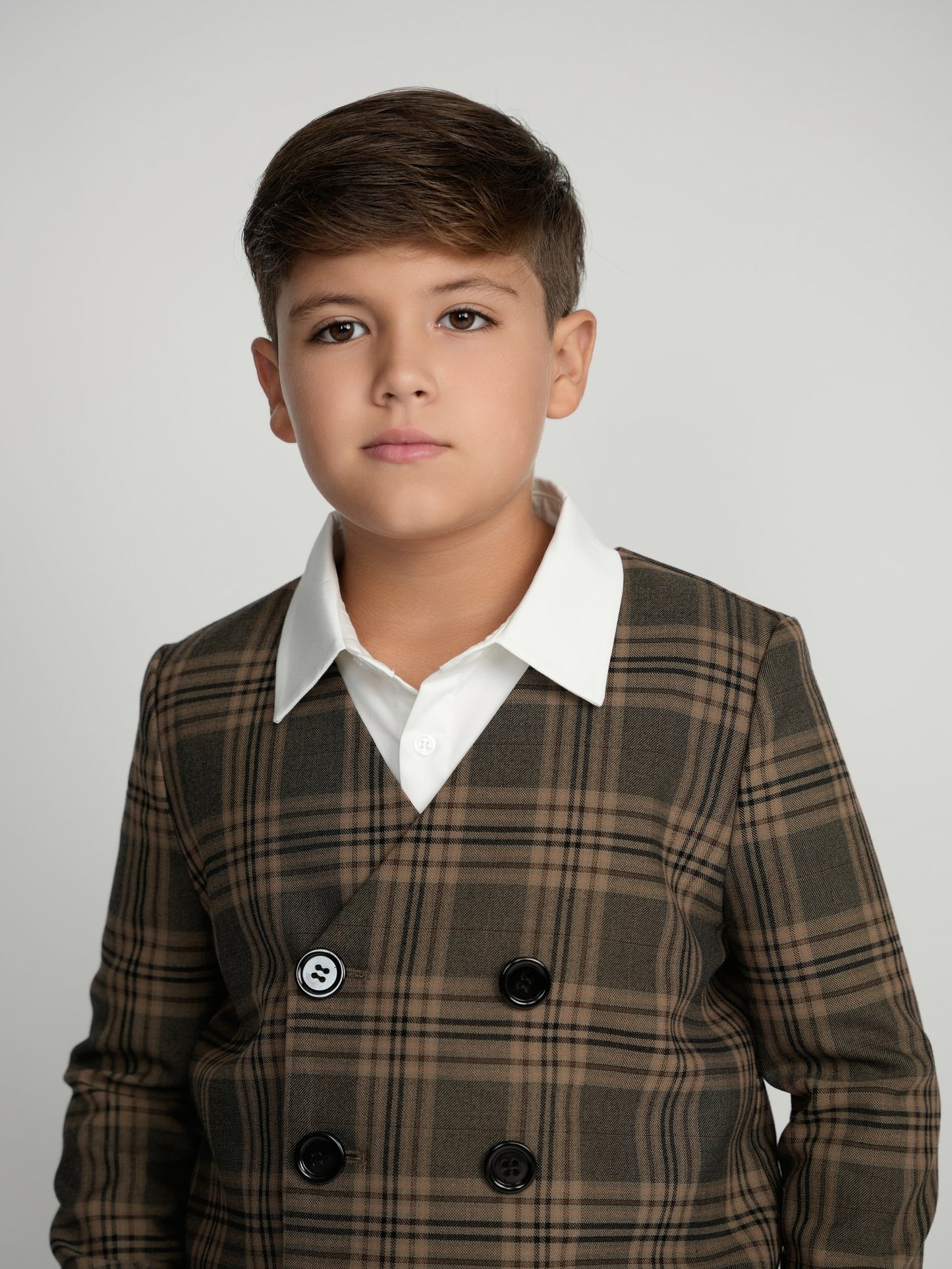 White Dress Shirt Peak Collar