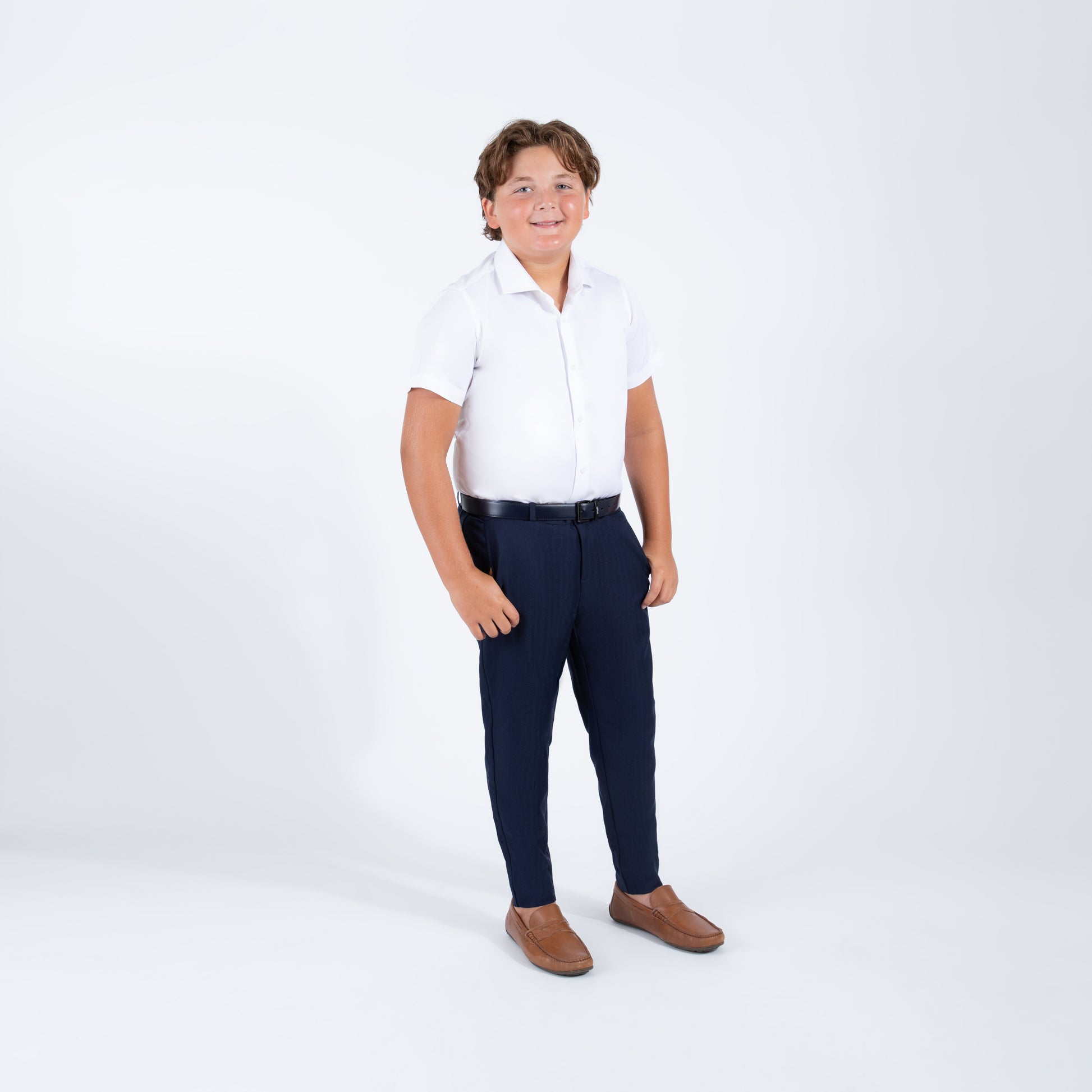 model Mofi_Boys_husky_navy_pinstripe_pants